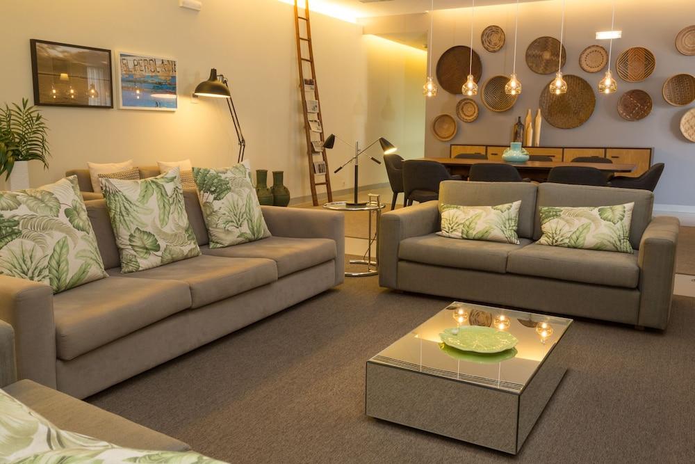 Ozadi Tavira Hotel Kültér fotó